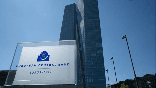 ECB Contemplates End of Rate Hikes Amid Deteriorating Economic Outlook